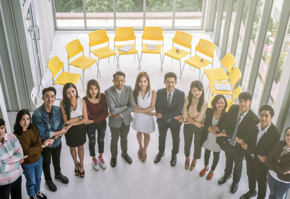 Hình ảnh minh họa chính sách giới hạn độ tuổi của tt88 bắn cá nổ hũ, thể hiện trò chơi có trách nhiệm và ngăn chặn trẻ vị thành niên truy cập.